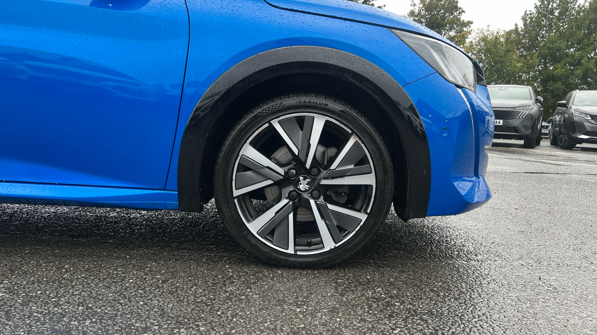 car image