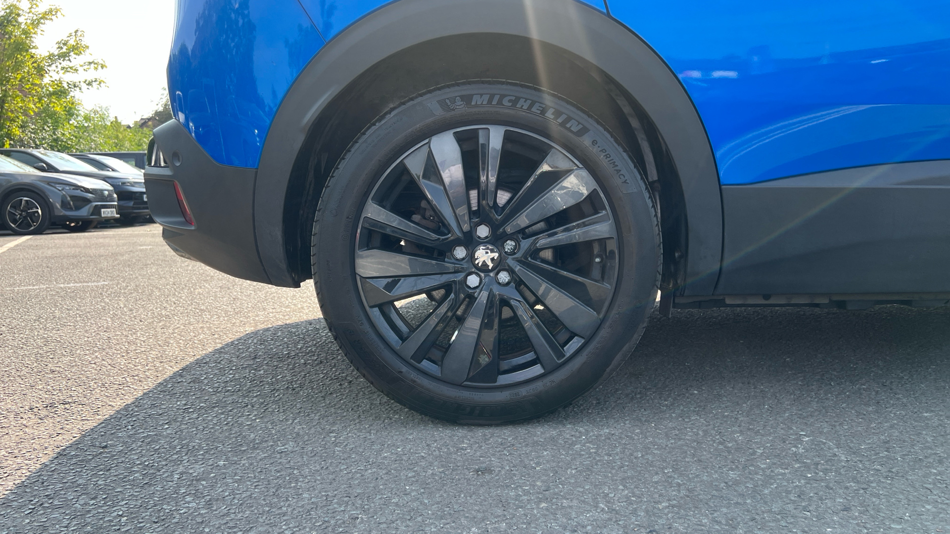 car image