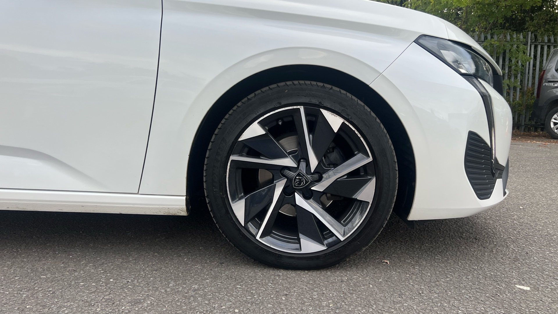 car image