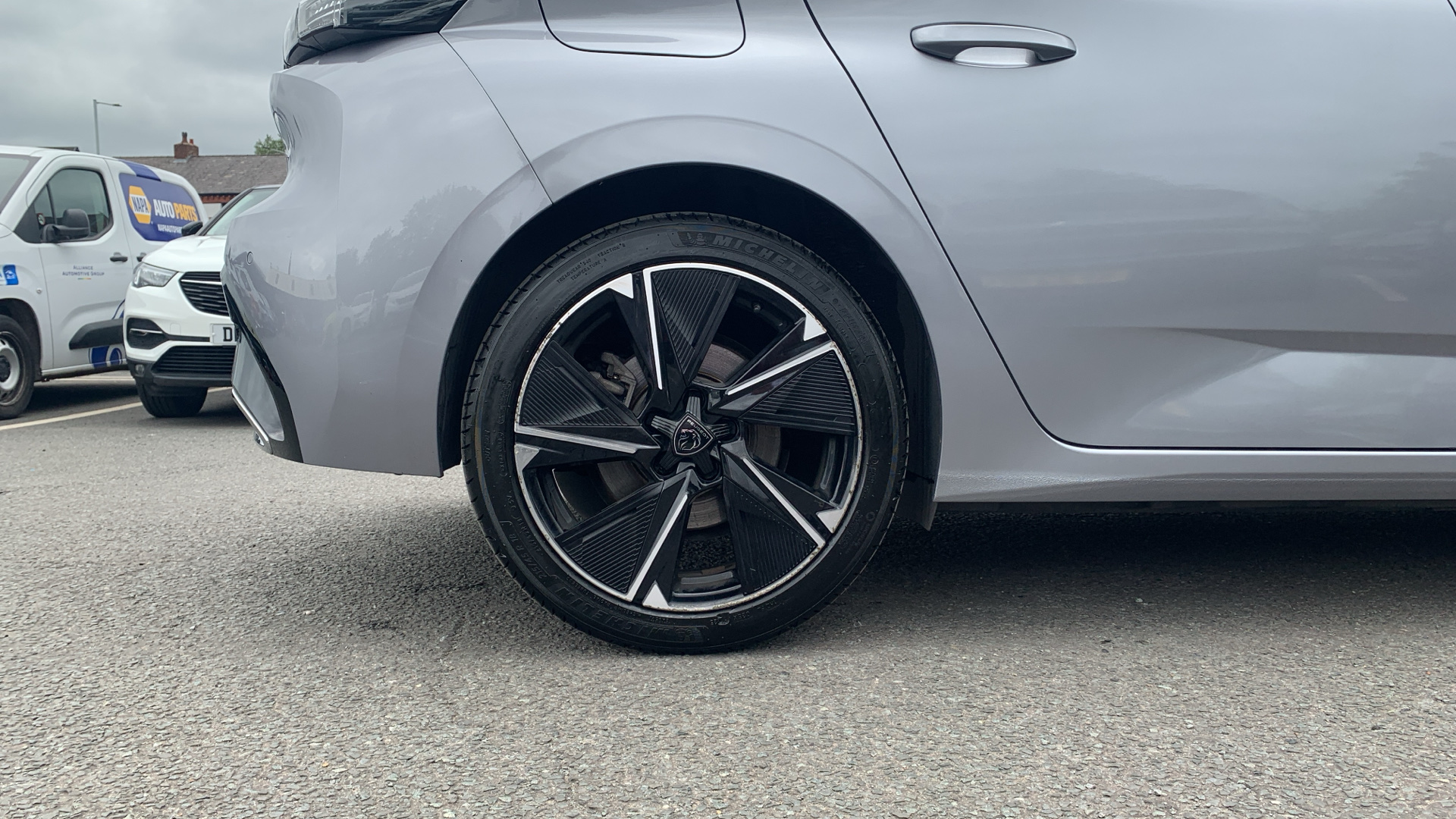 car image