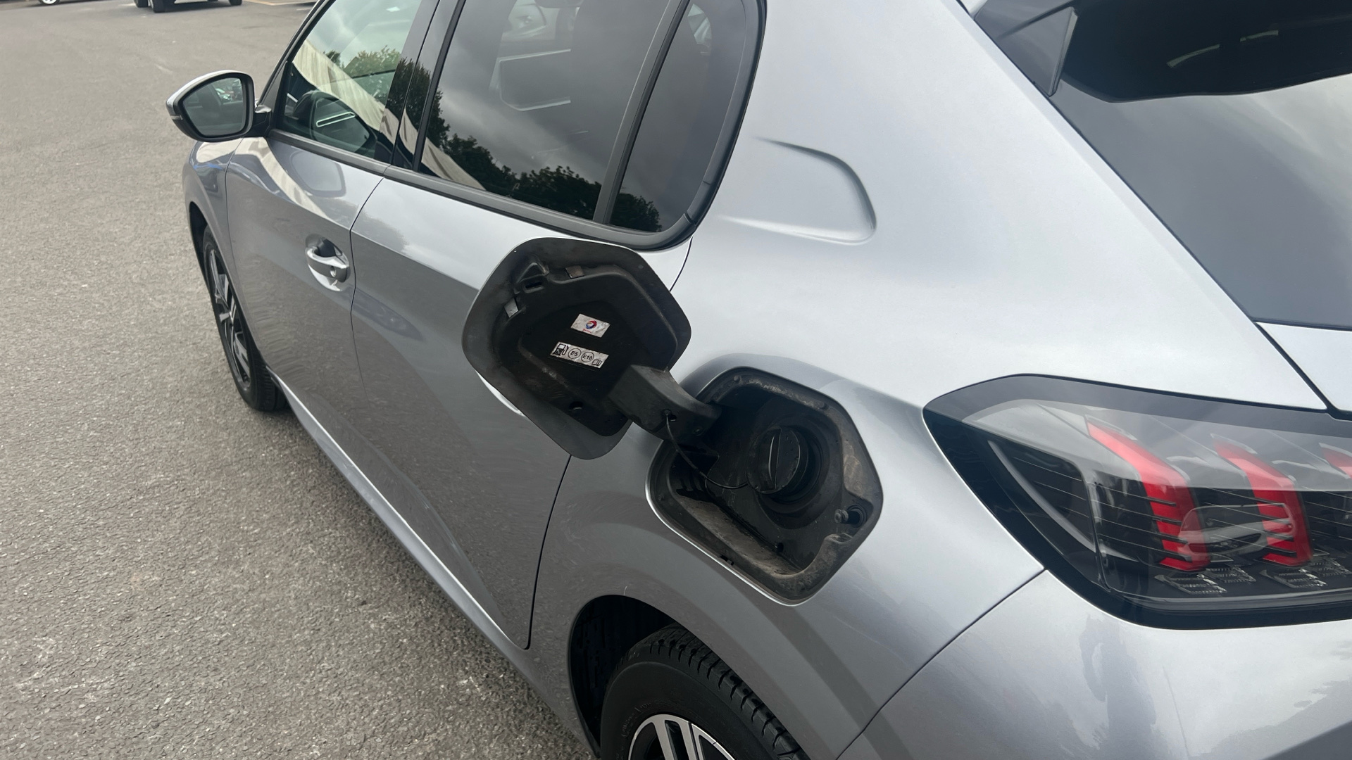 car image