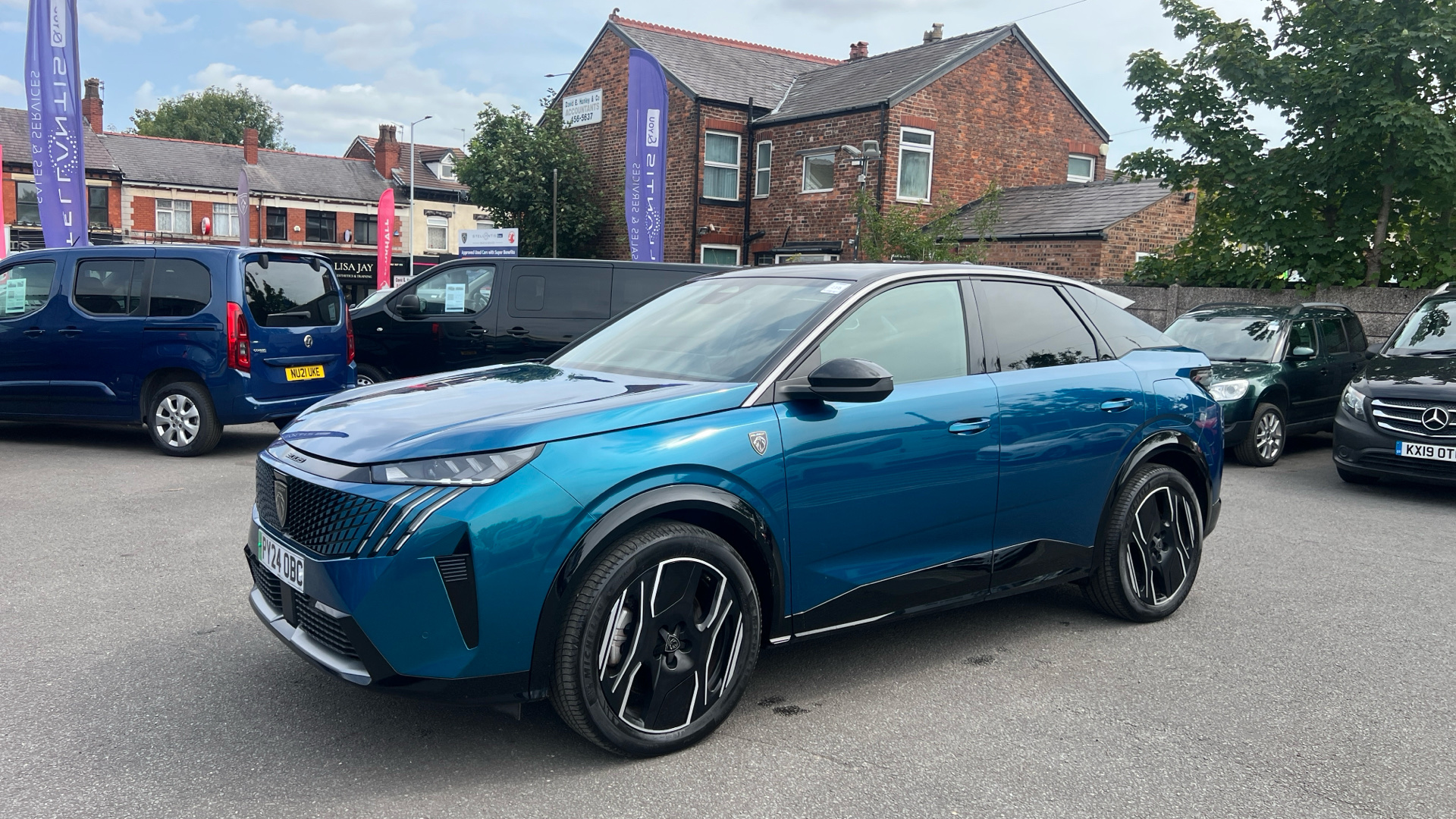 car image