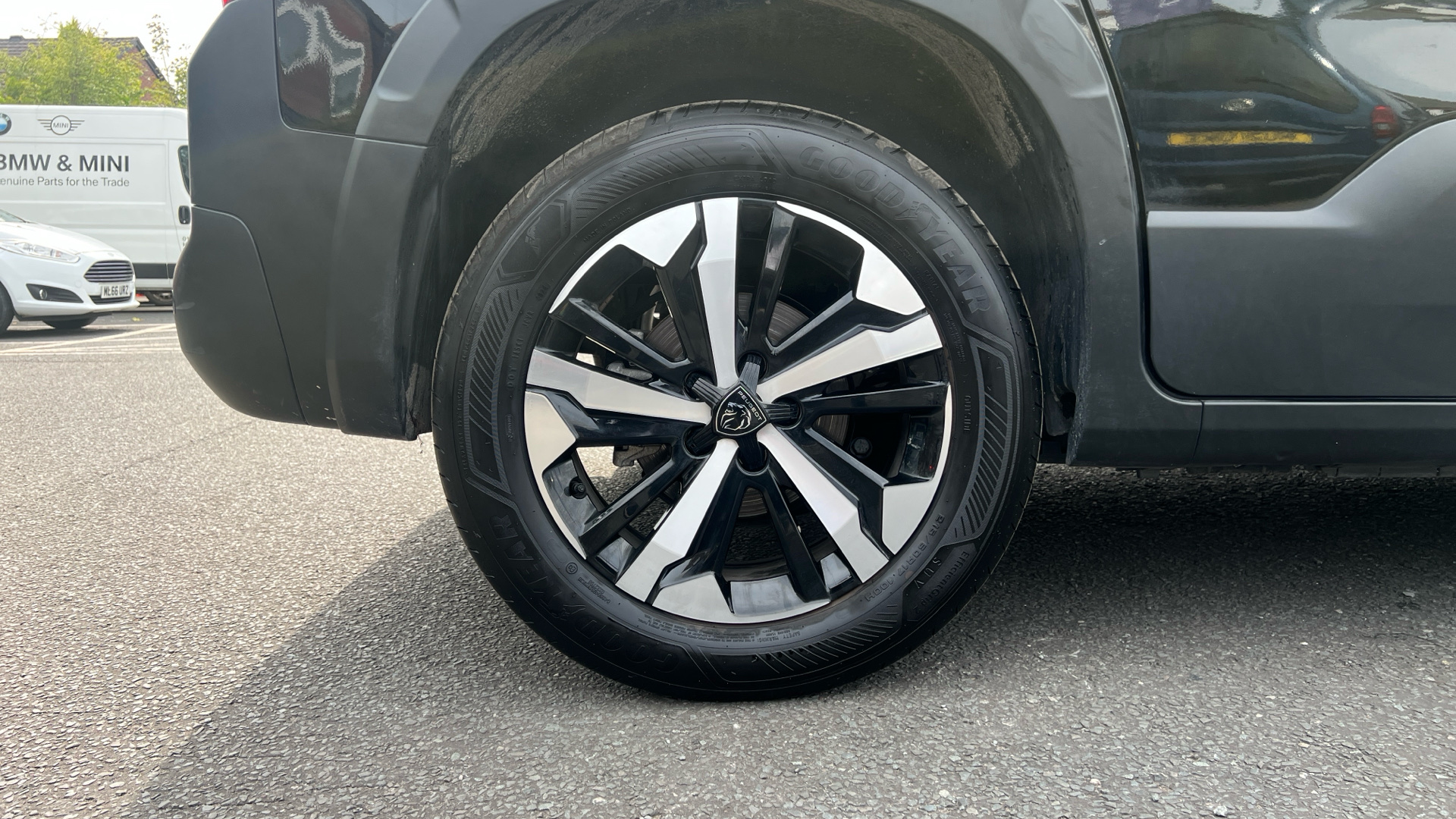 car image