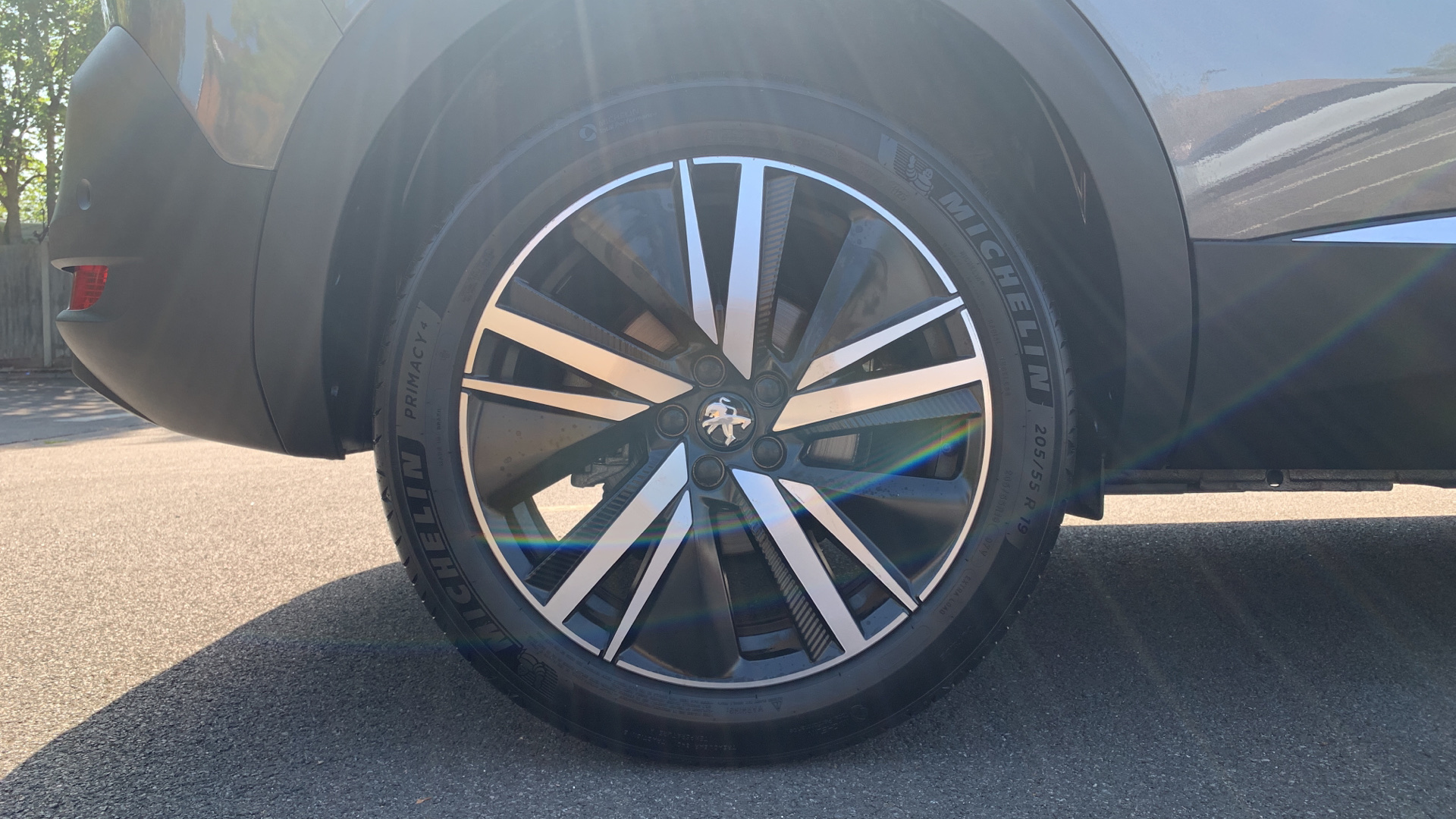car image