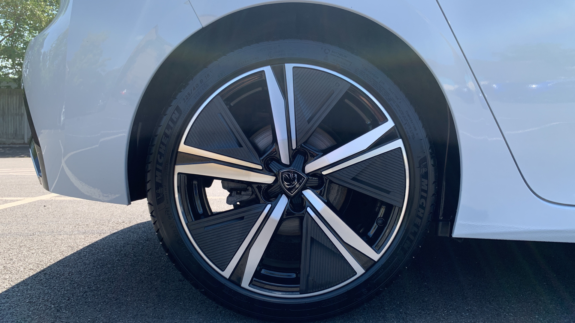 car image
