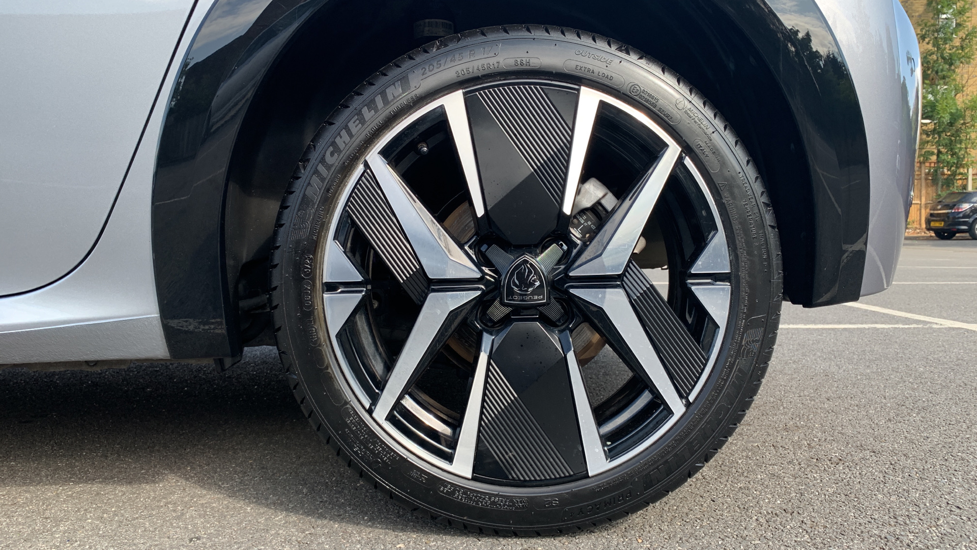 car image