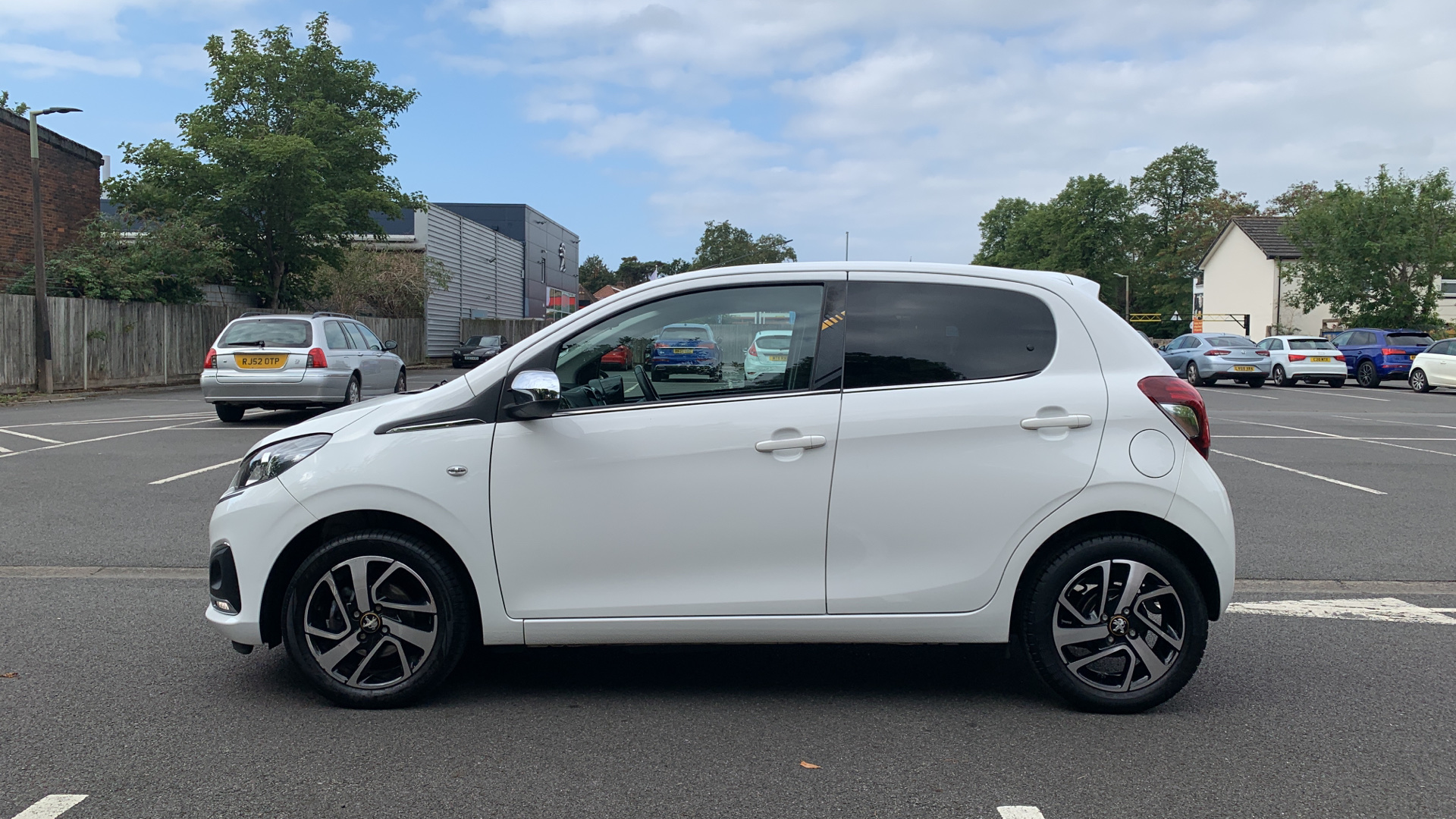 car image