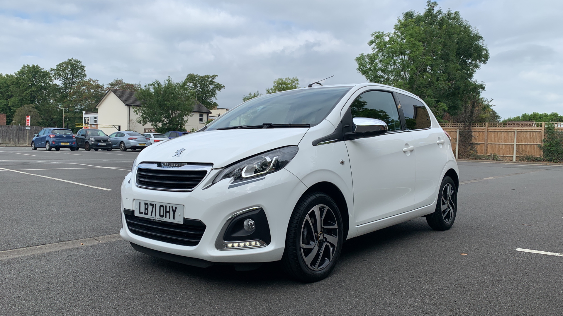 car image