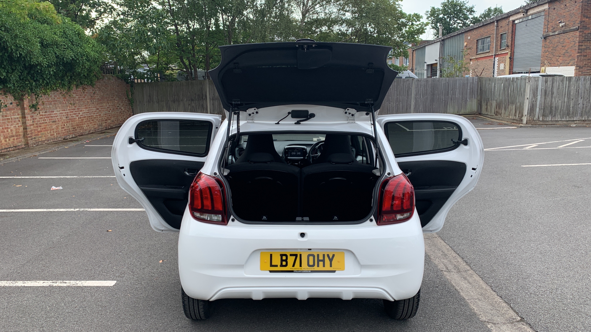car image