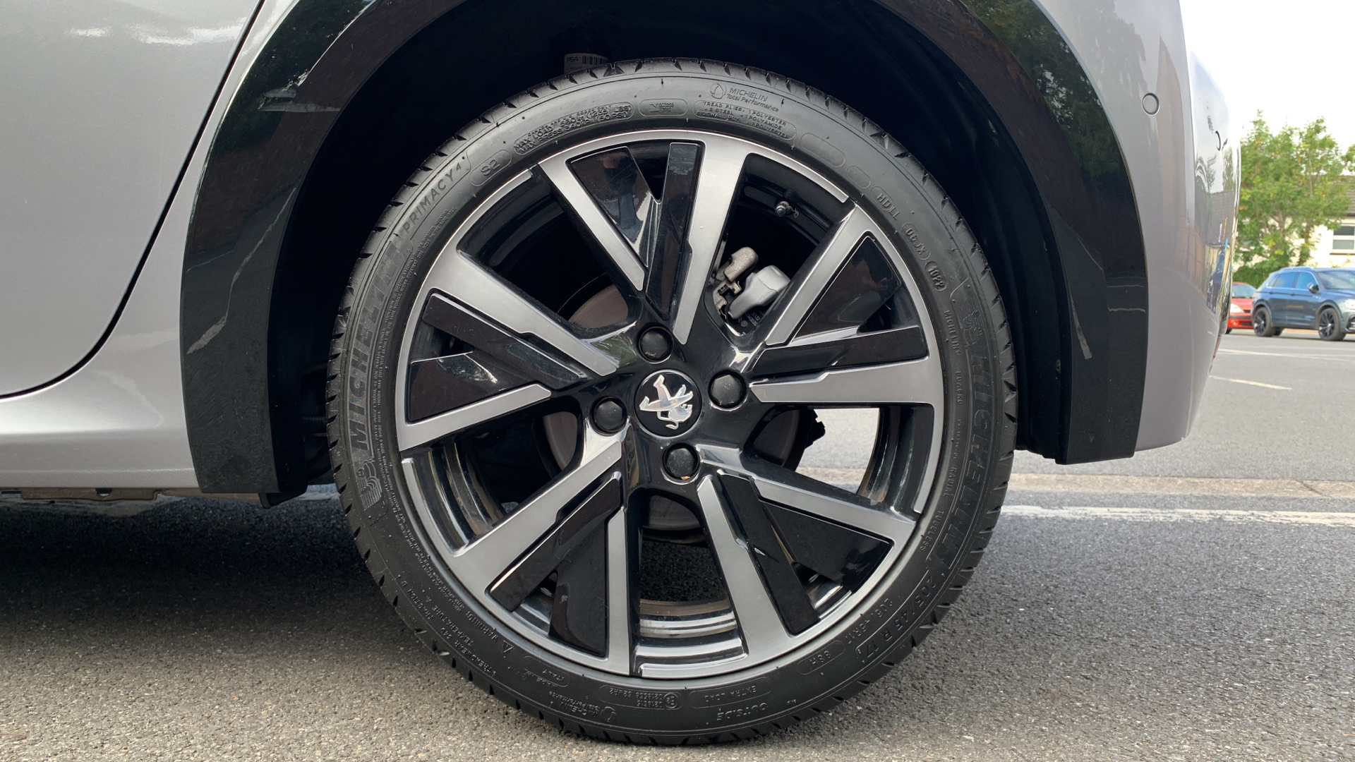 car image