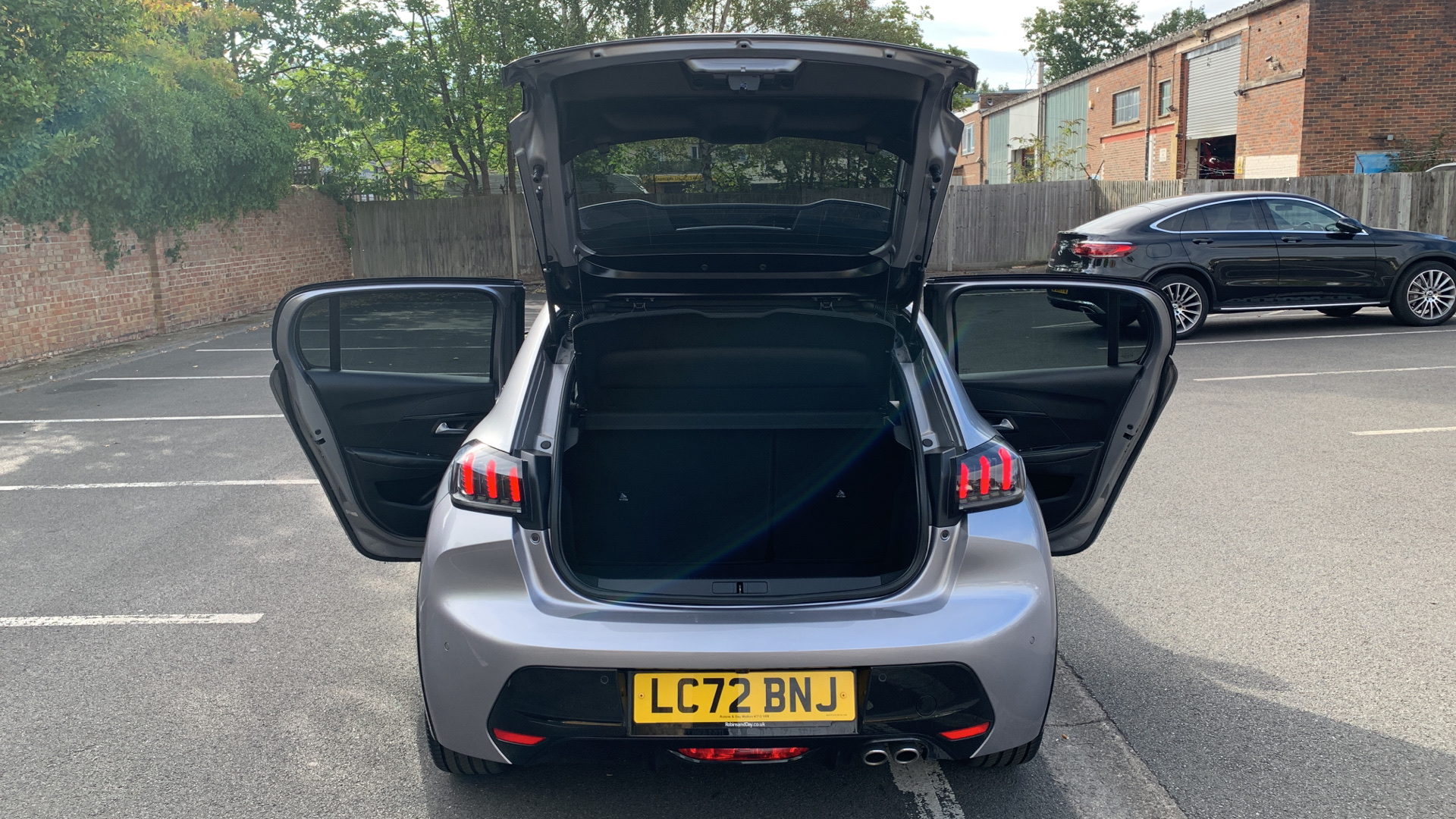 car image