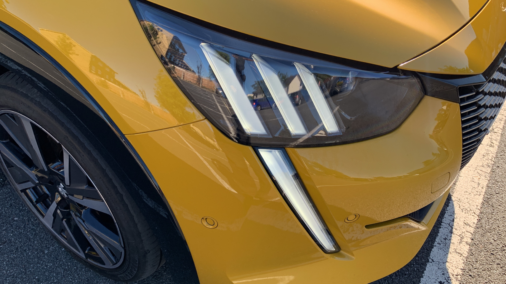 car image
