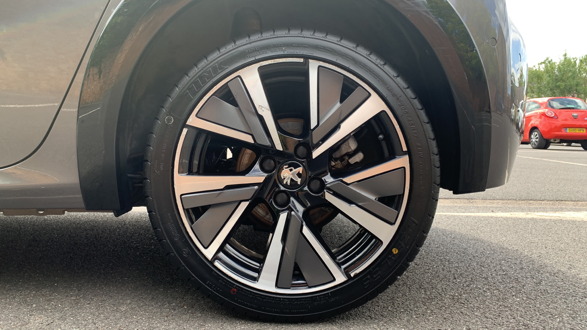 car image