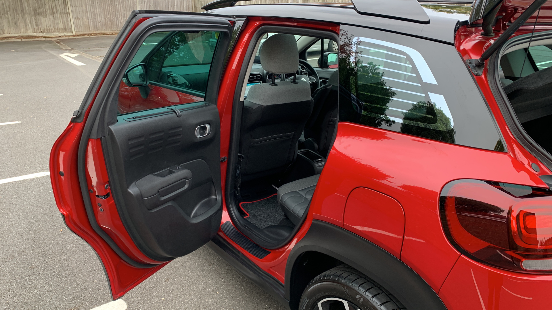 car image
