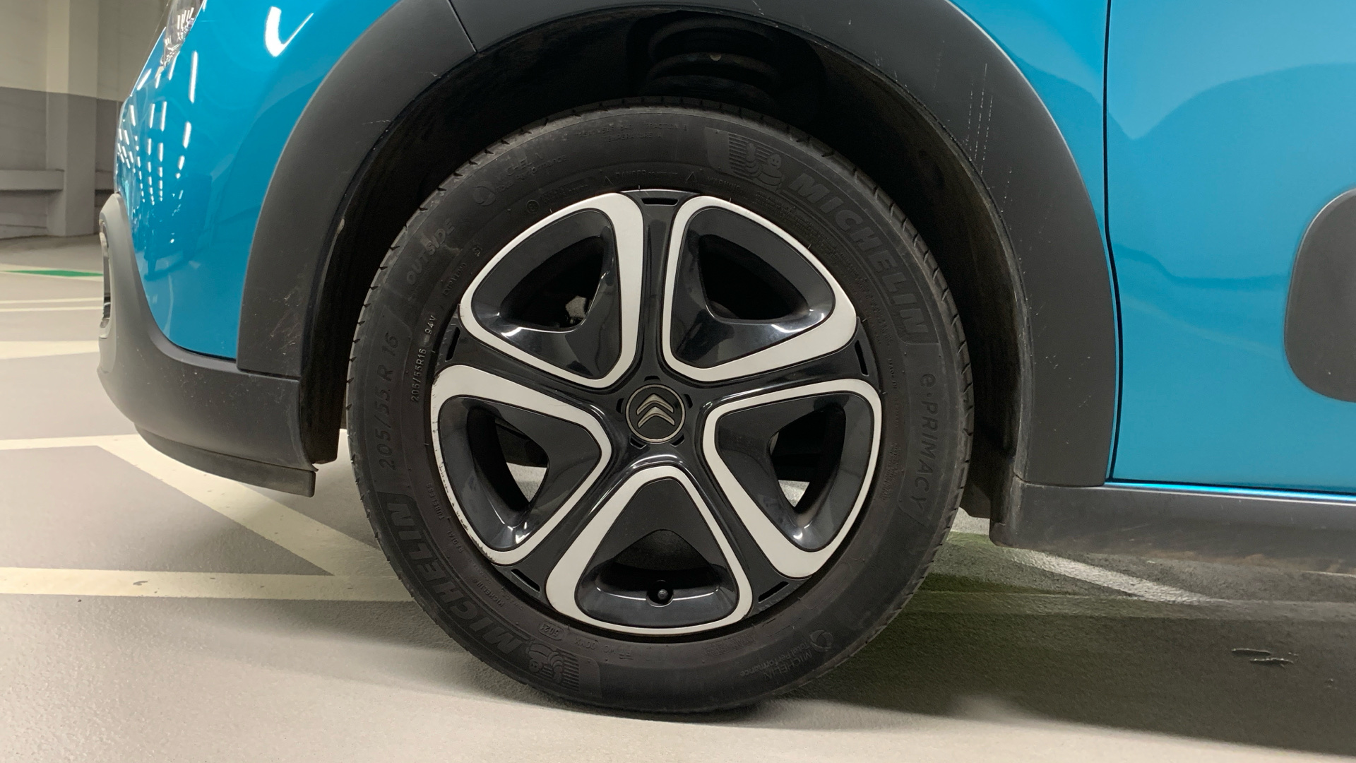 car image