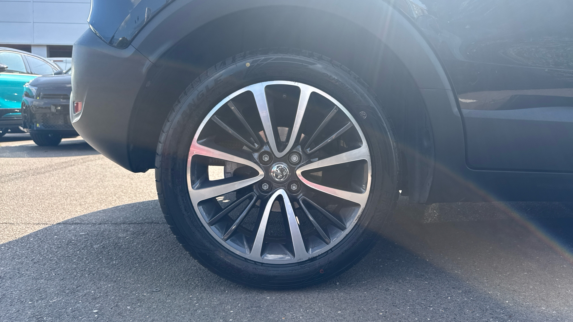 car image