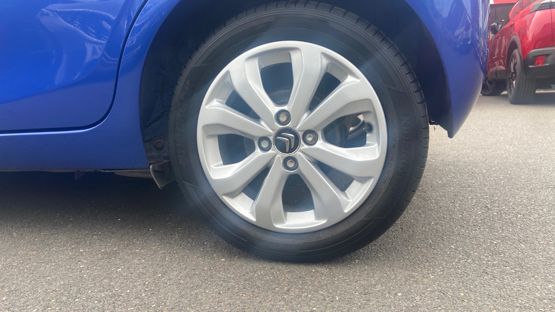 car image