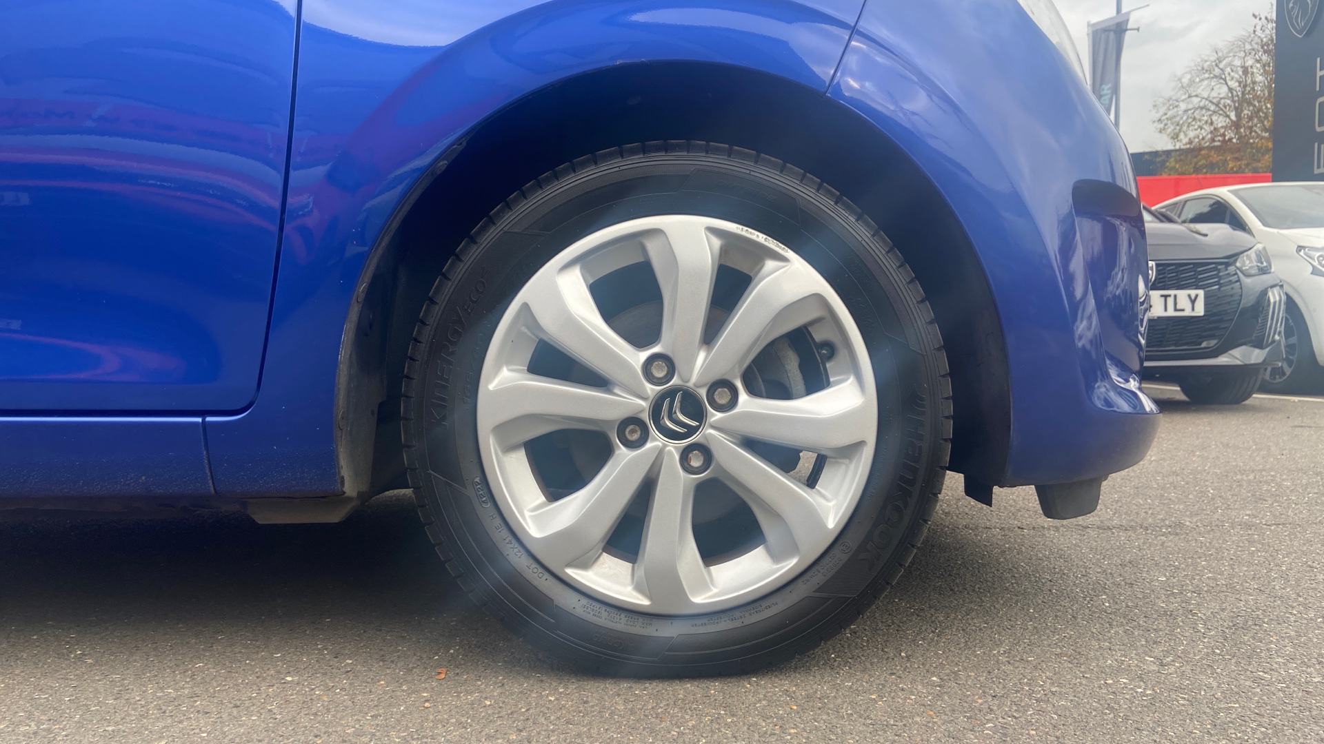car image