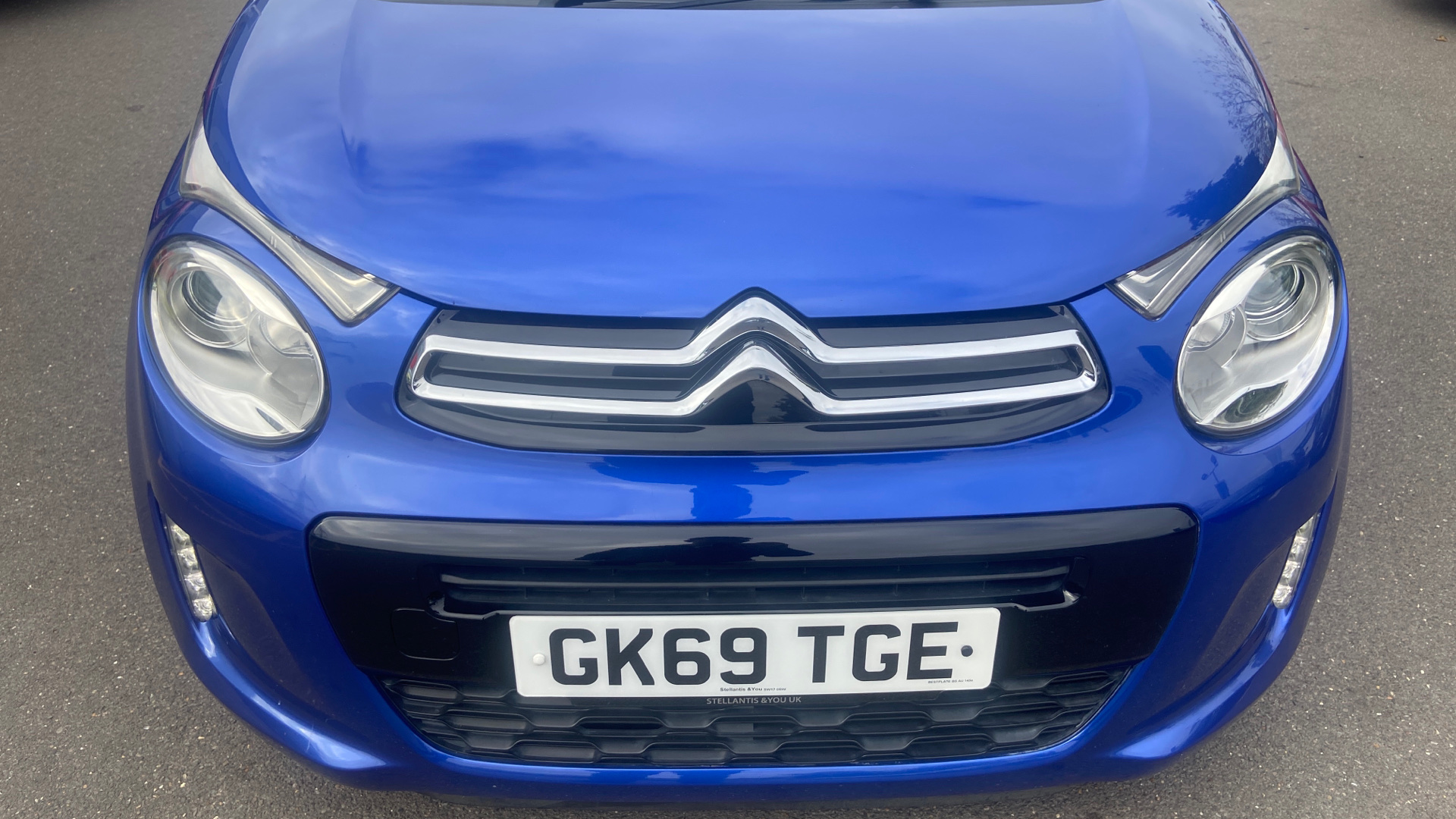 car image