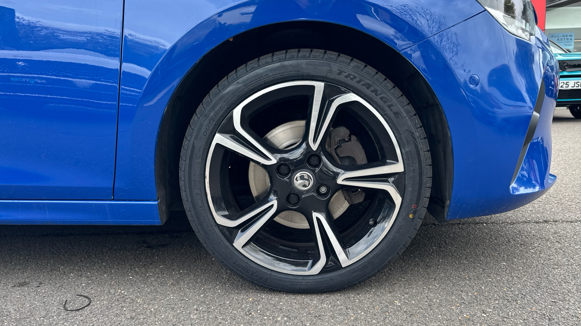 car image
