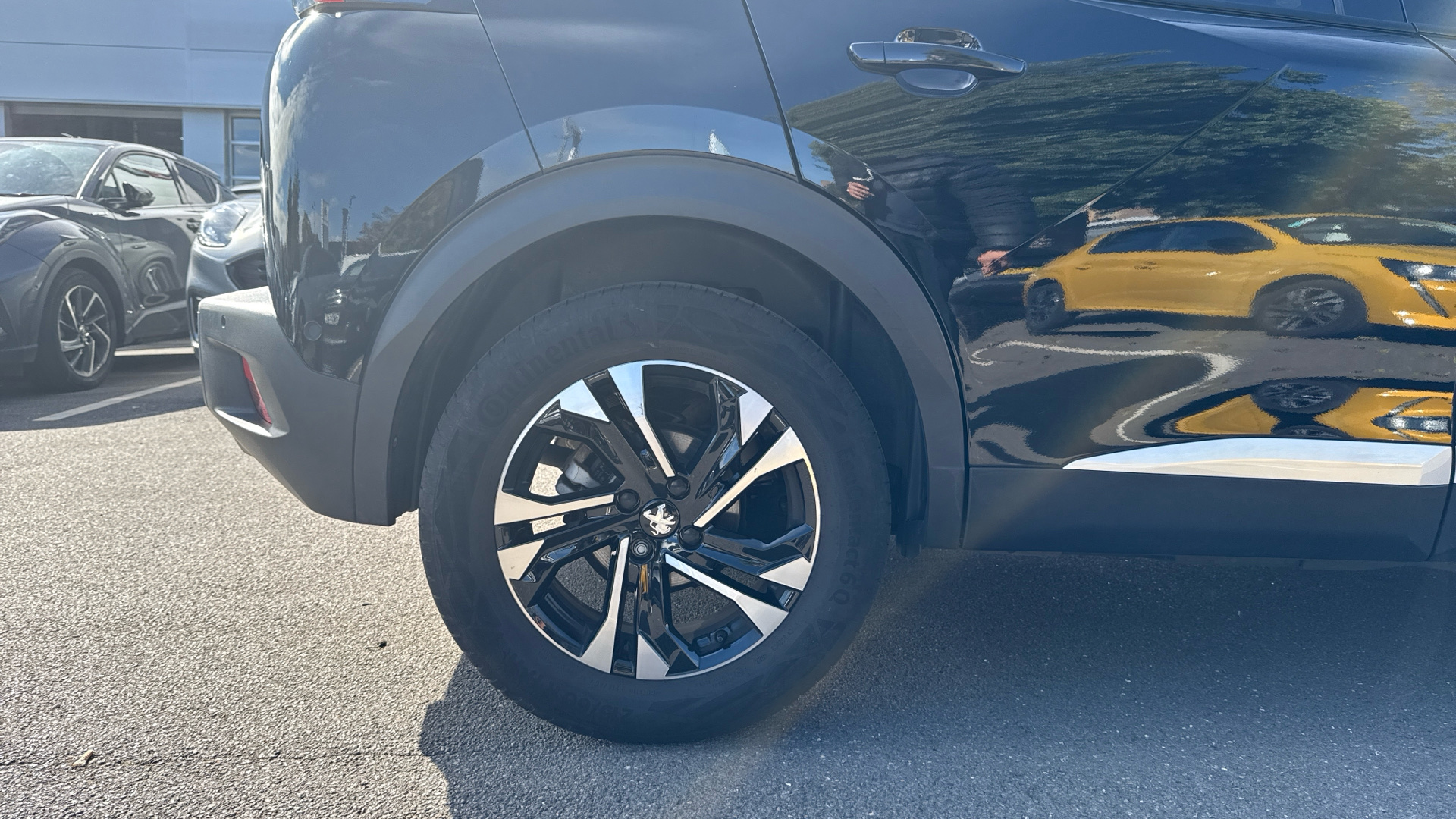 car image