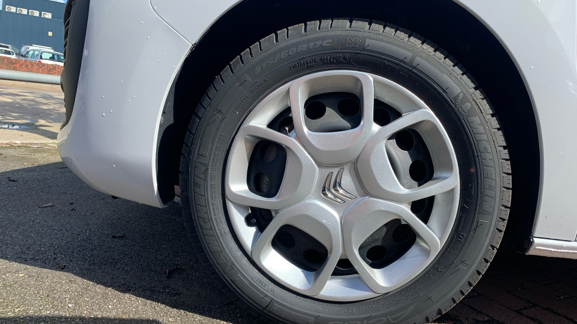 car image