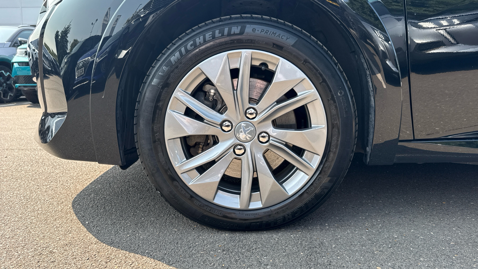 car image