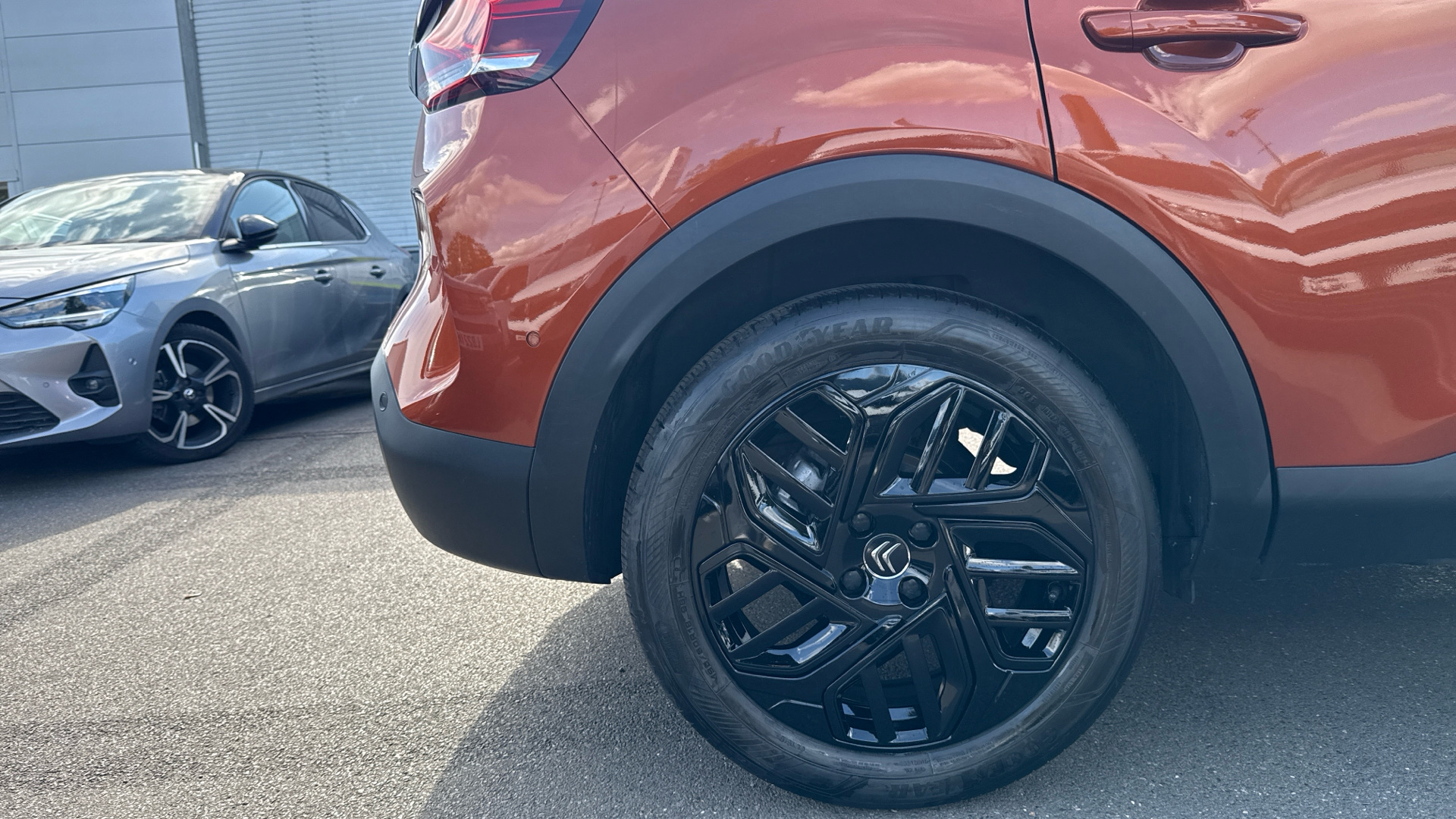 car image