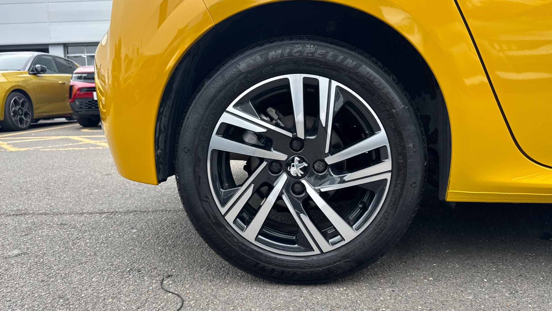 car image