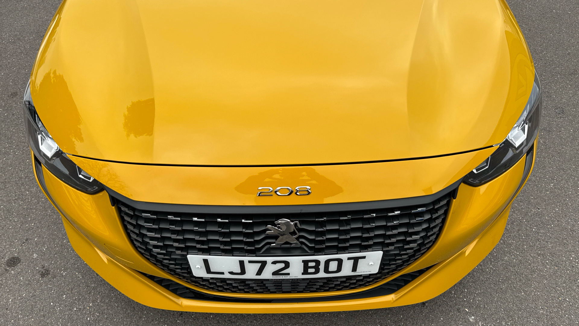 car image