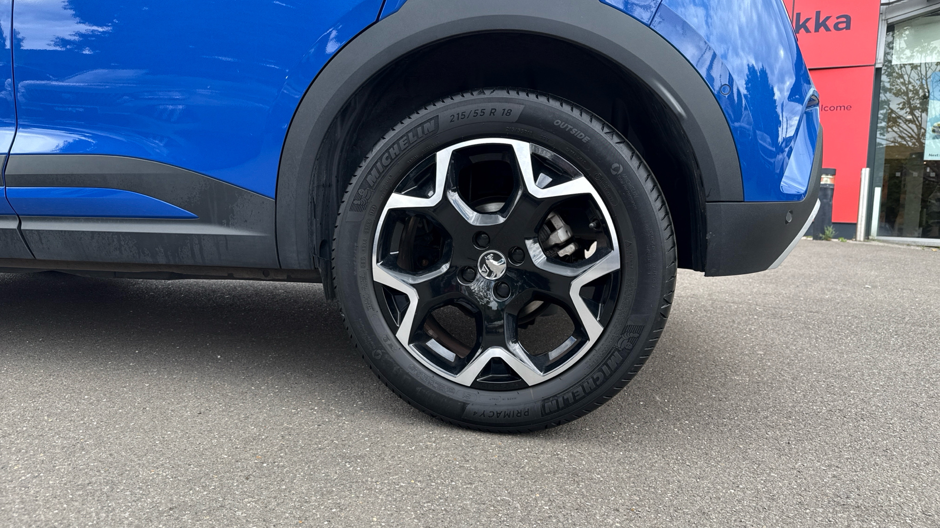 car image