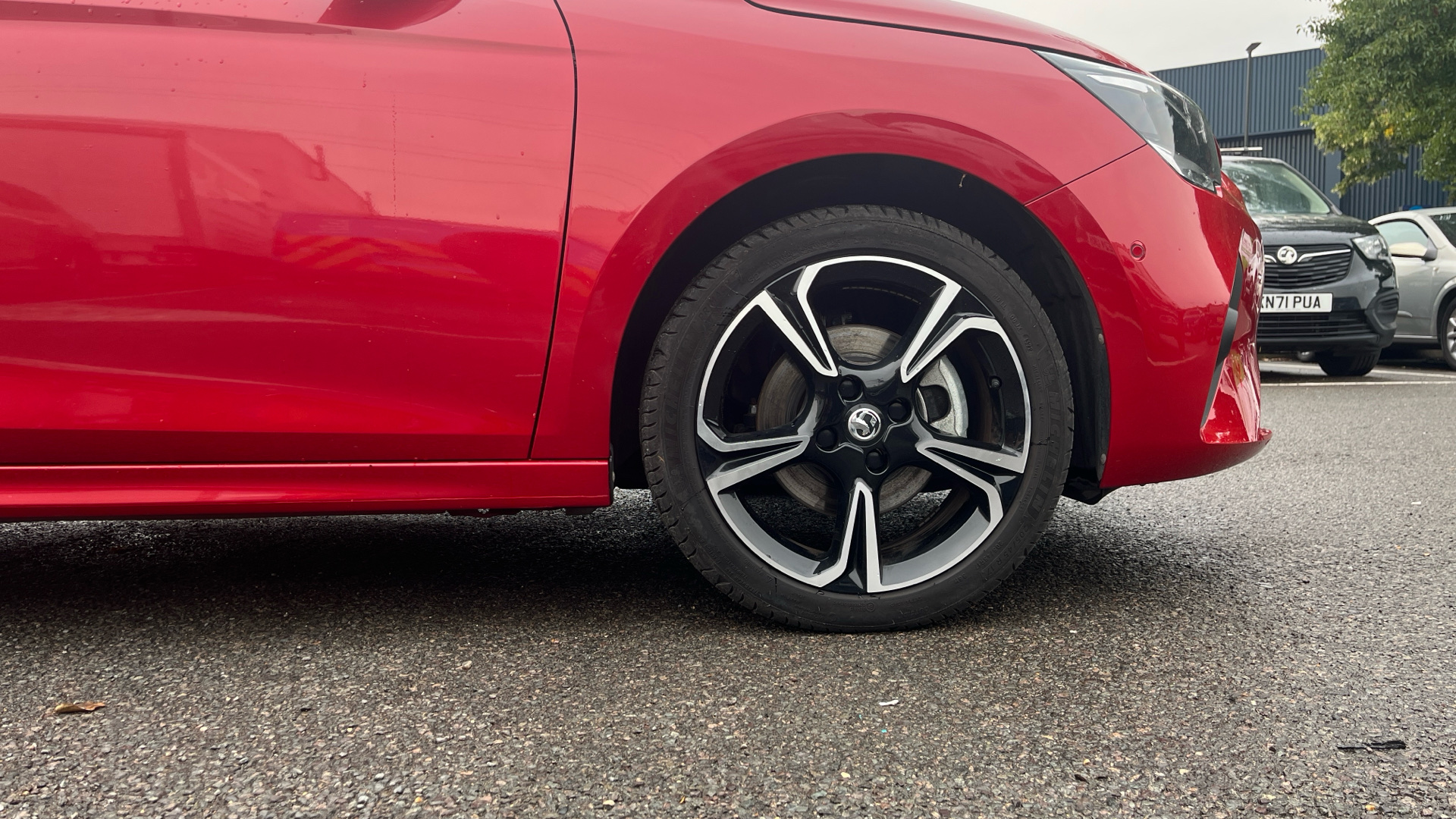car image