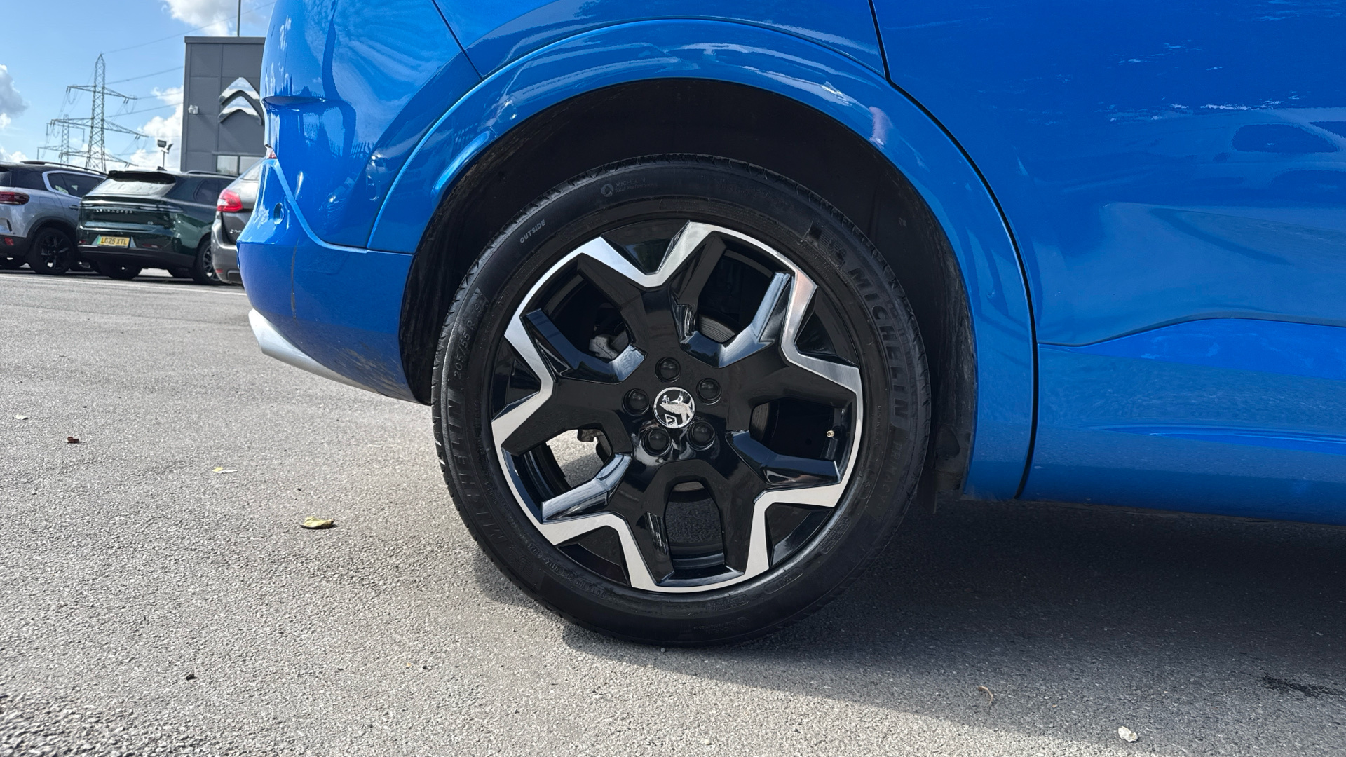 car image