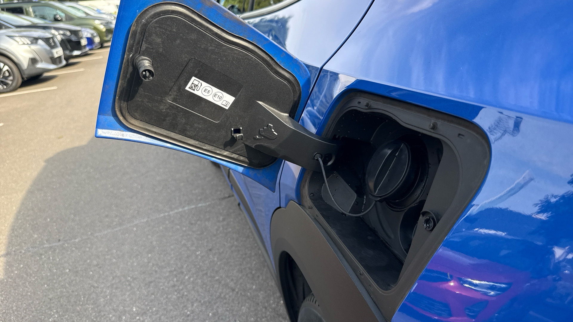 car image