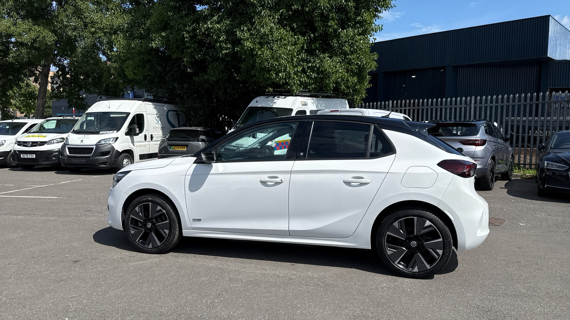 car image