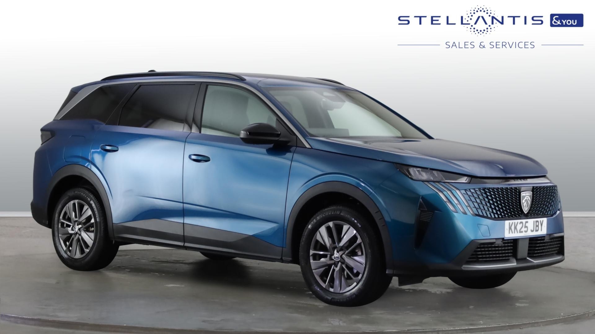 2025 Peugeot 5008