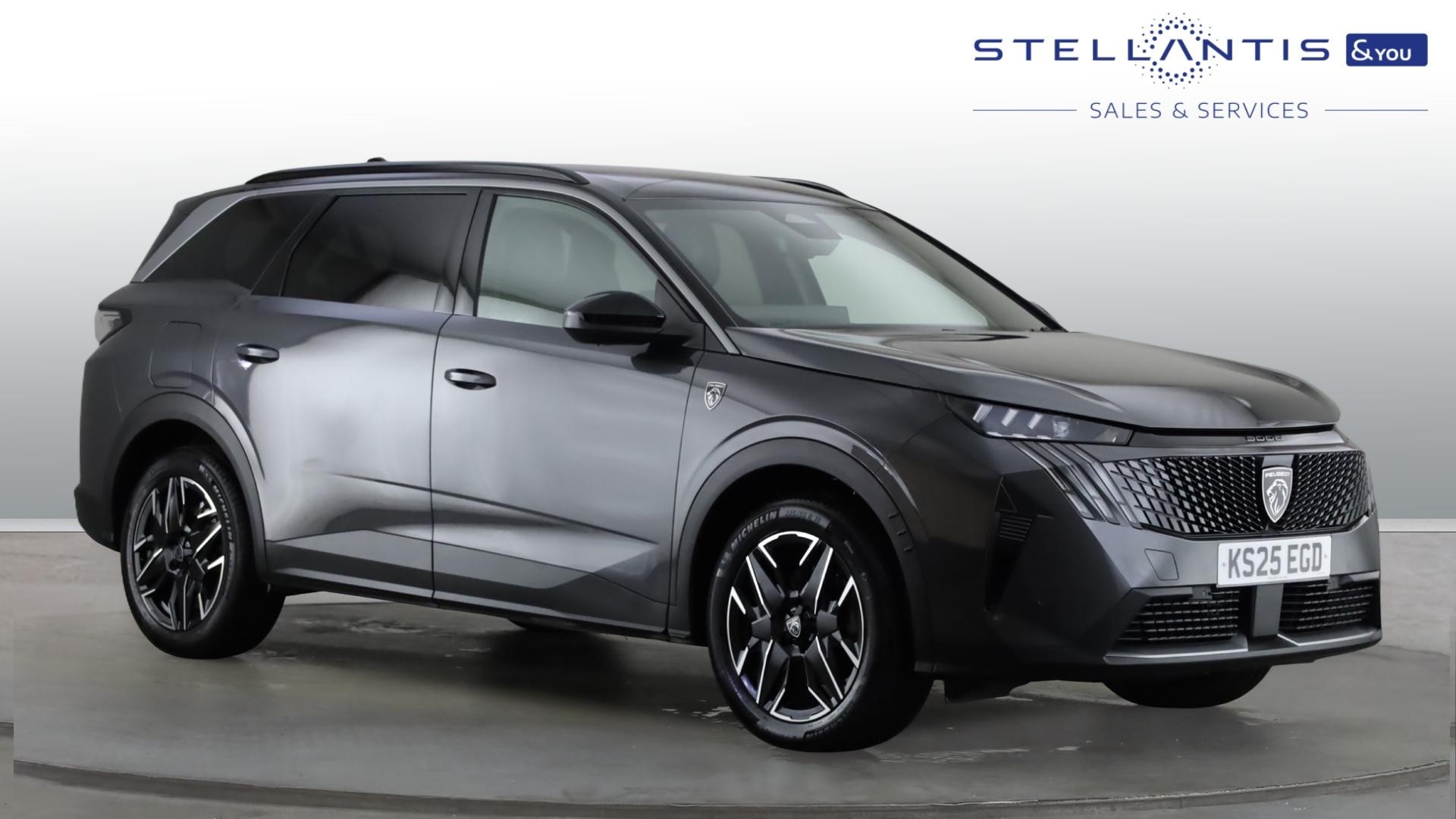 2025 Peugeot 5008