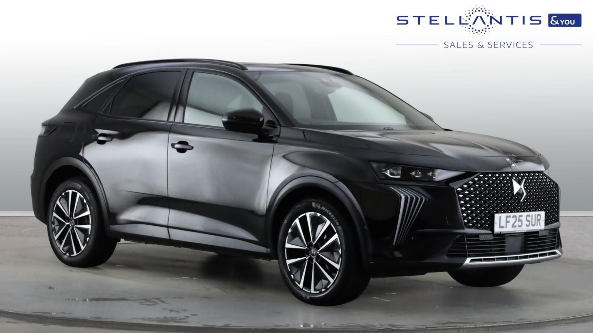 2025 DS Automobiles 7