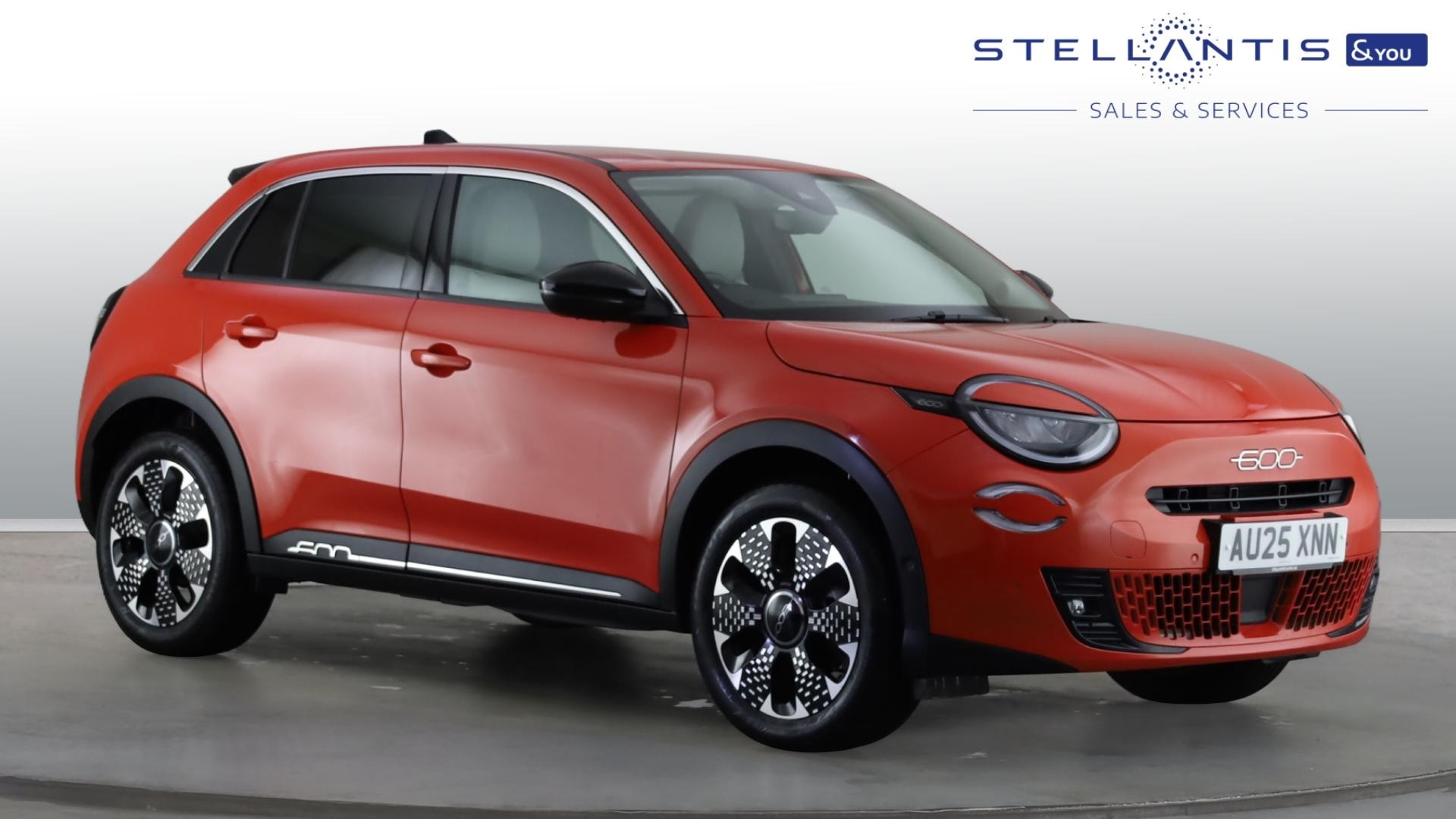 Orange/ Sunset 2025 Fiat 600 Hatchback Front-wheel drive Automatic