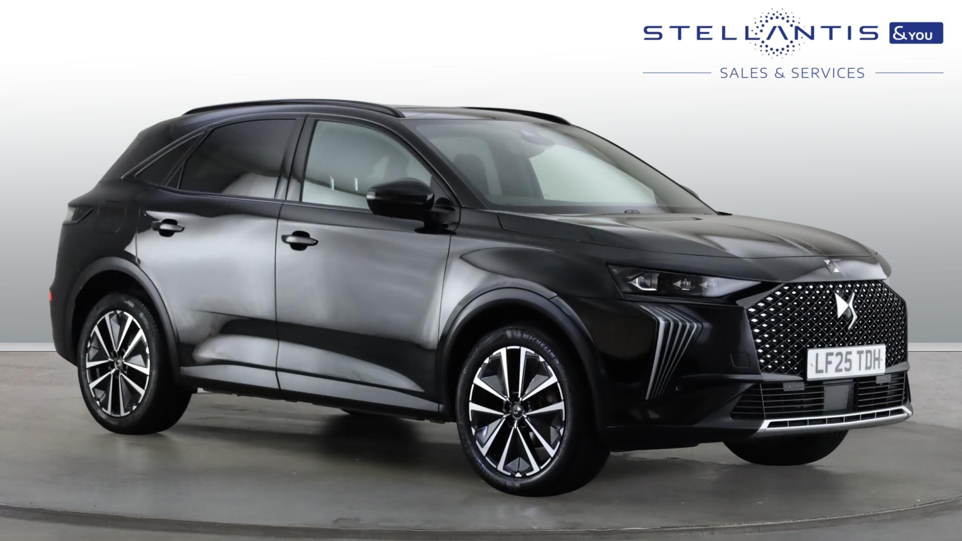 2025 DS Automobiles 7