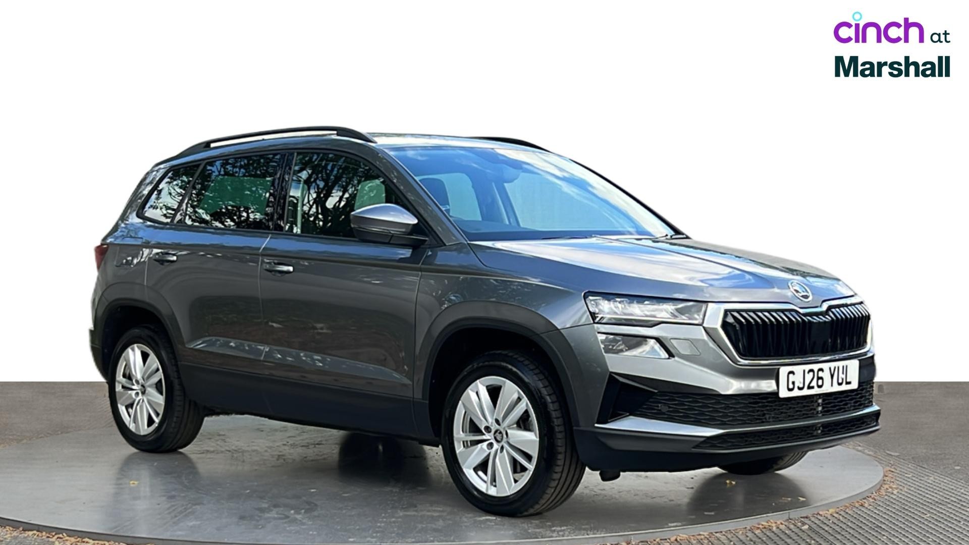 Skoda Karoq listing photo