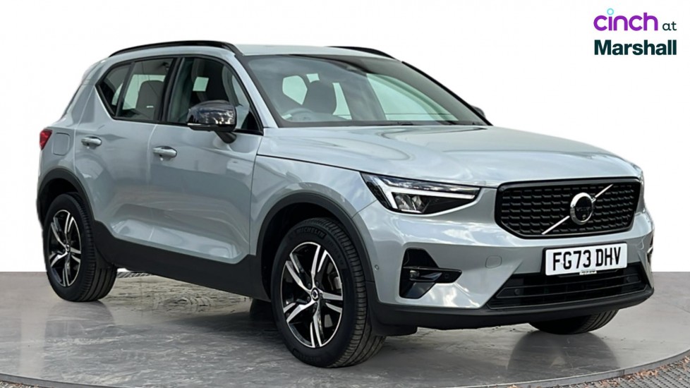 2023 Volvo XC40