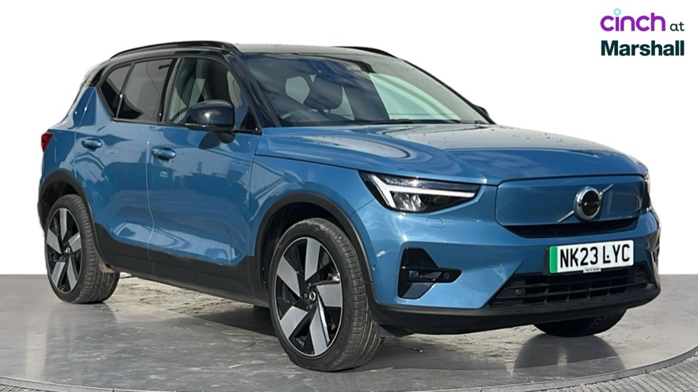 2023 Volvo XC40