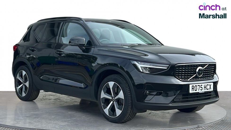 2025 Volvo XC40