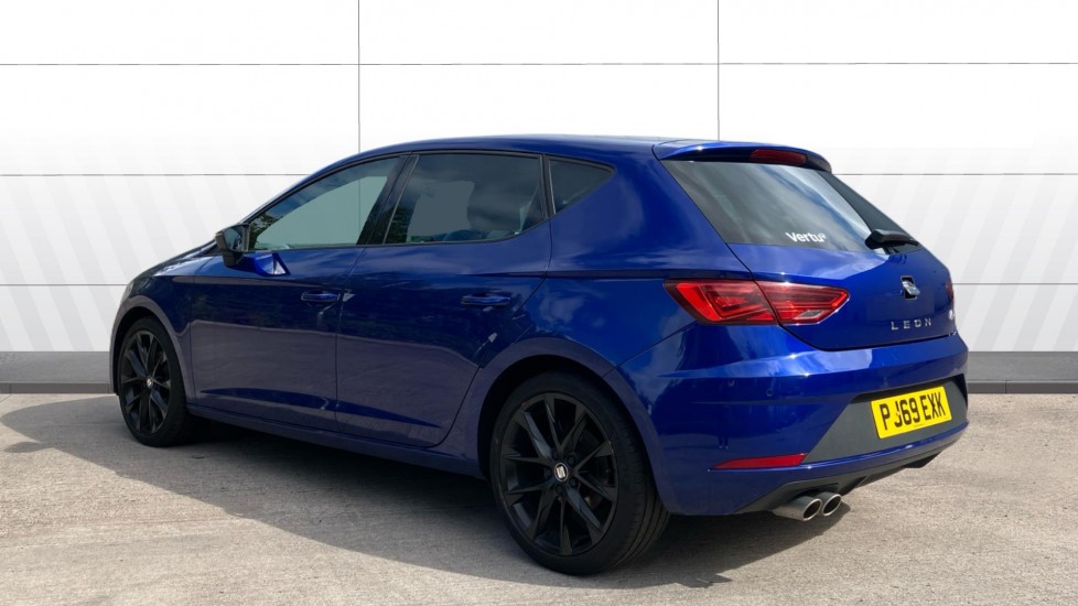 SEAT Leon 1.5 TSI EVO 150 FR Black Edition [EZ] 5dr Petrol Hatchback - Image 2