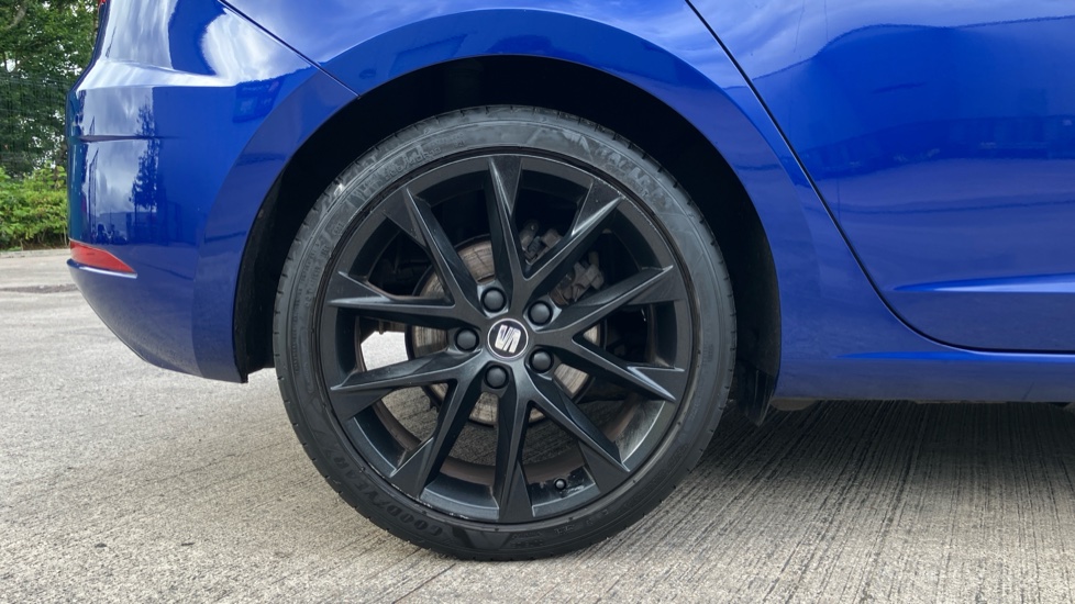 SEAT Leon 1.5 TSI EVO 150 FR Black Edition [EZ] 5dr Petrol Hatchback - Image 7