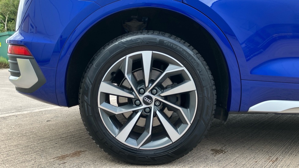 Audi Q5 40 TDI Quattro S Line 5dr S Tronic Diesel Estate - Image 7