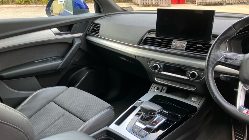 Audi Q5 40 TDI Quattro S Line 5dr S Tronic Diesel Estate - Image 14