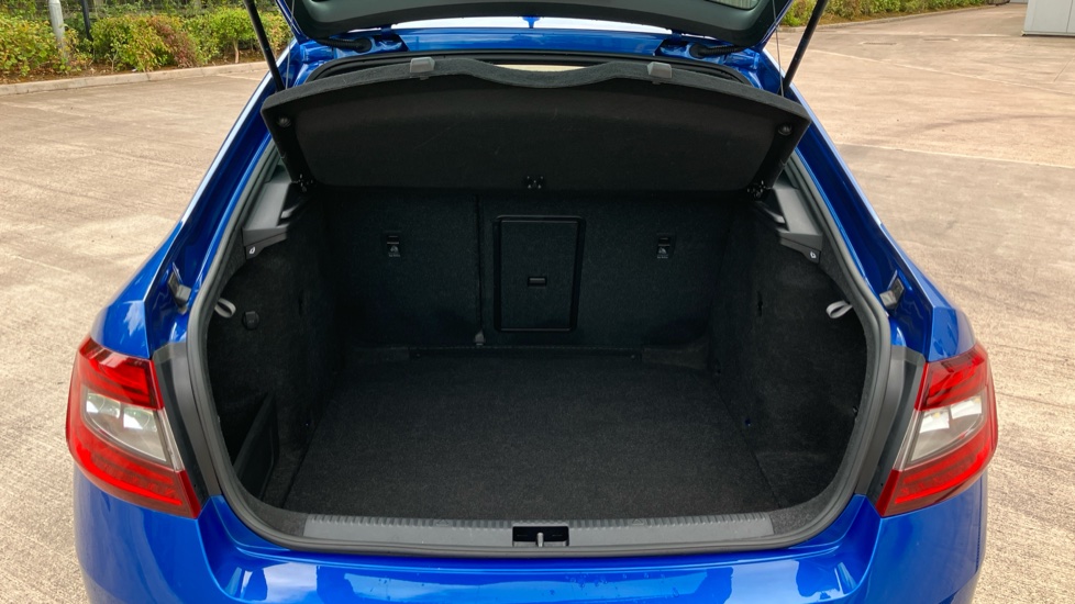 Skoda Octavia 2.0 TSI 245 vRS 5dr [Black Pack] Petrol Hatchback - Image 4