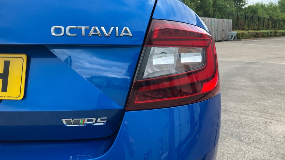 Skoda Octavia 2.0 TSI 245 vRS 5dr [Black Pack] Petrol Hatchback - Image 48